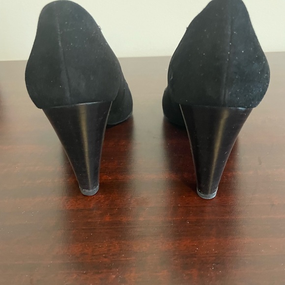 Bruno Magli Women’s Suede Pump Heels Denky - Picture 6 of 9